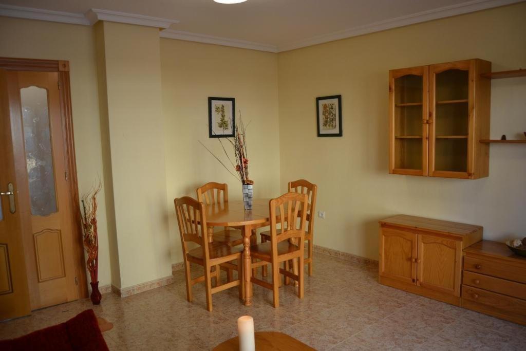 Apartamentos Turisticos Puerto Tomas Maestre ラ・マンガ・デル・マール・メノール 部屋 写真