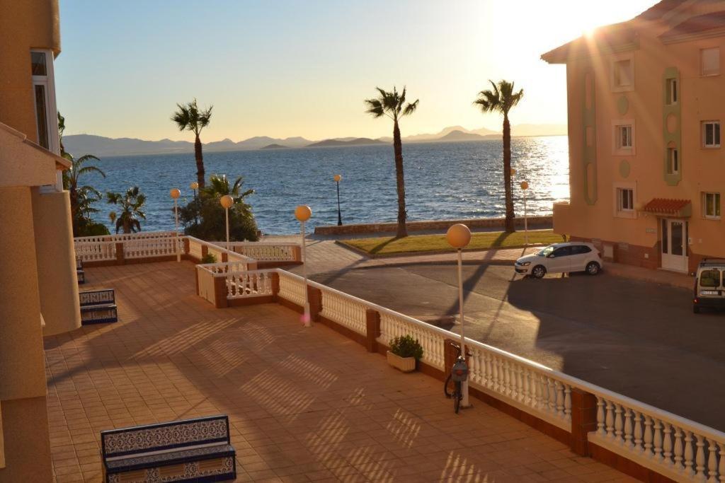 Apartamentos Turisticos Puerto Tomas Maestre ラ・マンガ・デル・マール・メノール エクステリア 写真