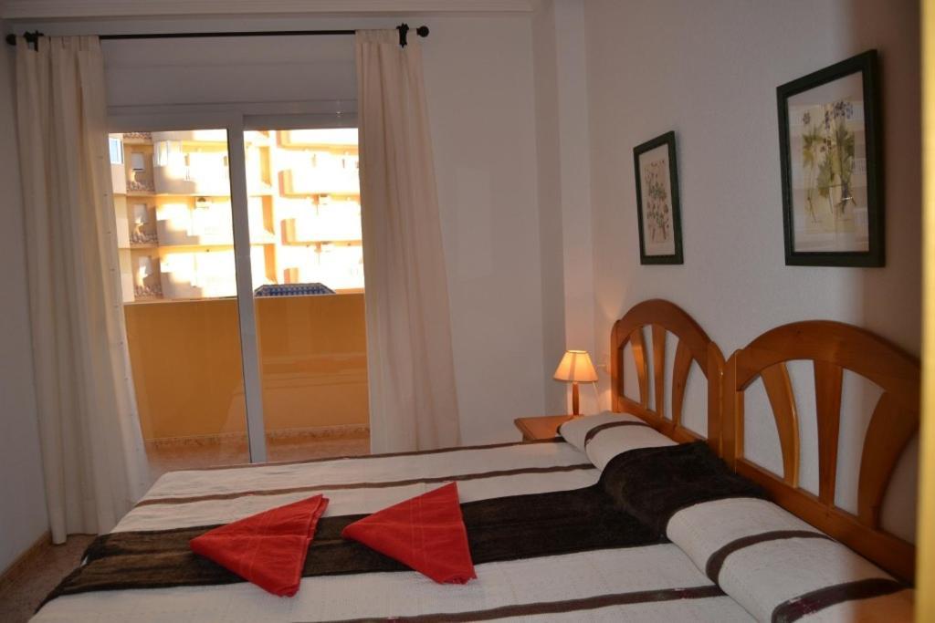 Apartamentos Turisticos Puerto Tomas Maestre ラ・マンガ・デル・マール・メノール 部屋 写真
