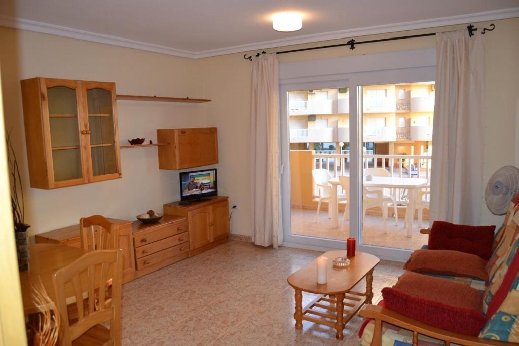 Apartamentos Turisticos Puerto Tomas Maestre ラ・マンガ・デル・マール・メノール 部屋 写真