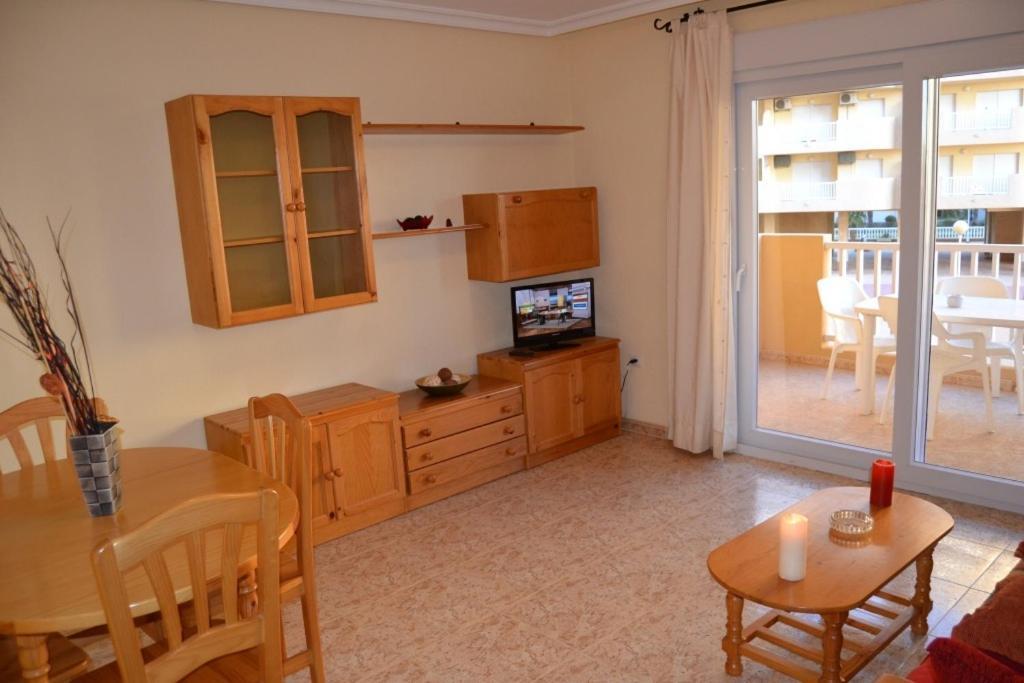 Apartamentos Turisticos Puerto Tomas Maestre ラ・マンガ・デル・マール・メノール 部屋 写真