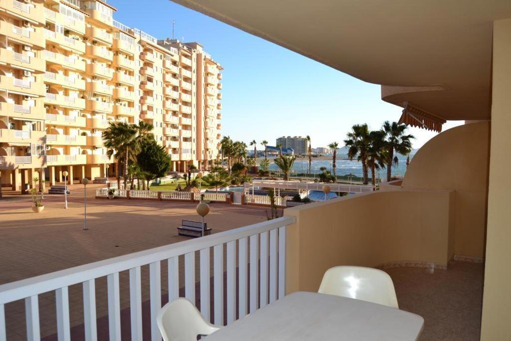 Apartamentos Turisticos Puerto Tomas Maestre ラ・マンガ・デル・マール・メノール エクステリア 写真