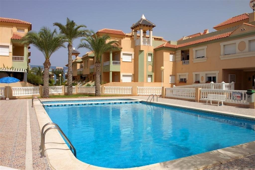 Apartamentos Turisticos Puerto Tomas Maestre ラ・マンガ・デル・マール・メノール エクステリア 写真